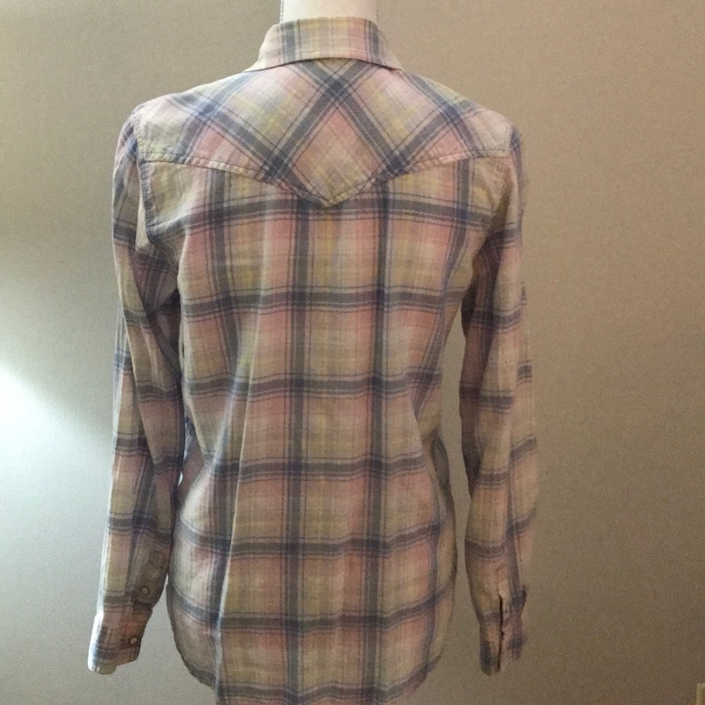 American Eagle Size Medium - image 3